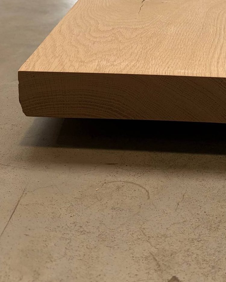 Massief eiken wandplank met rechte rand, 100 bij 20 cm