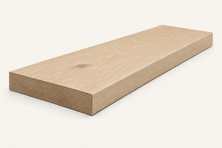 Massief eiken wandplank van 40 mm, gezaagd en geschuurd